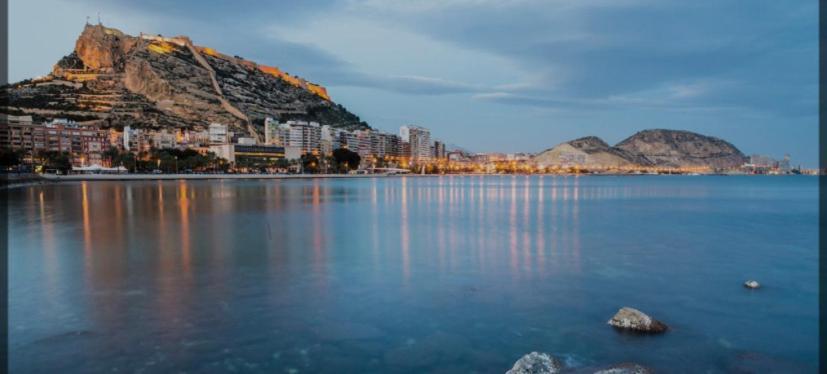 Vila Castle View Alicante Exteriér fotografie